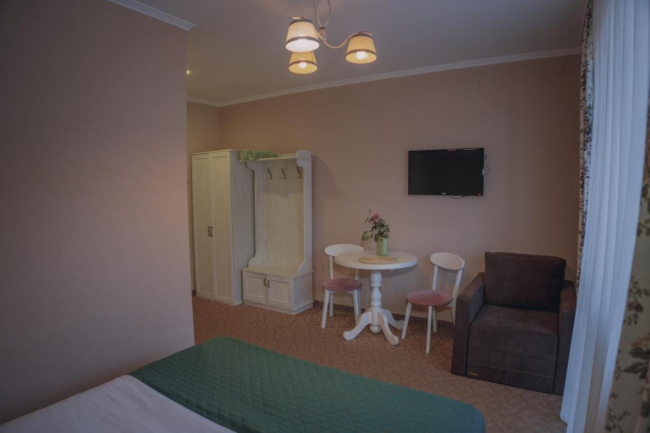 Hotel&Restaurant Premium Club Яремче Екстериор снимка