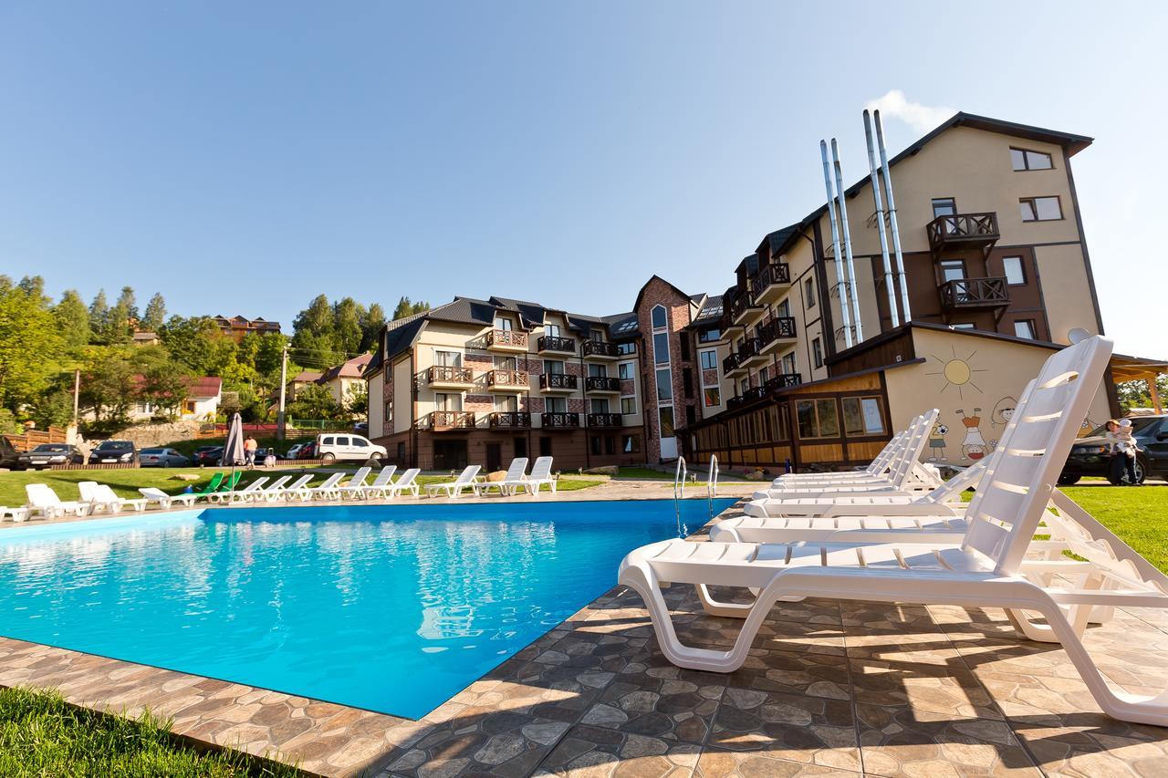 Hotel&Restaurant Premium Club Яремче Екстериор снимка